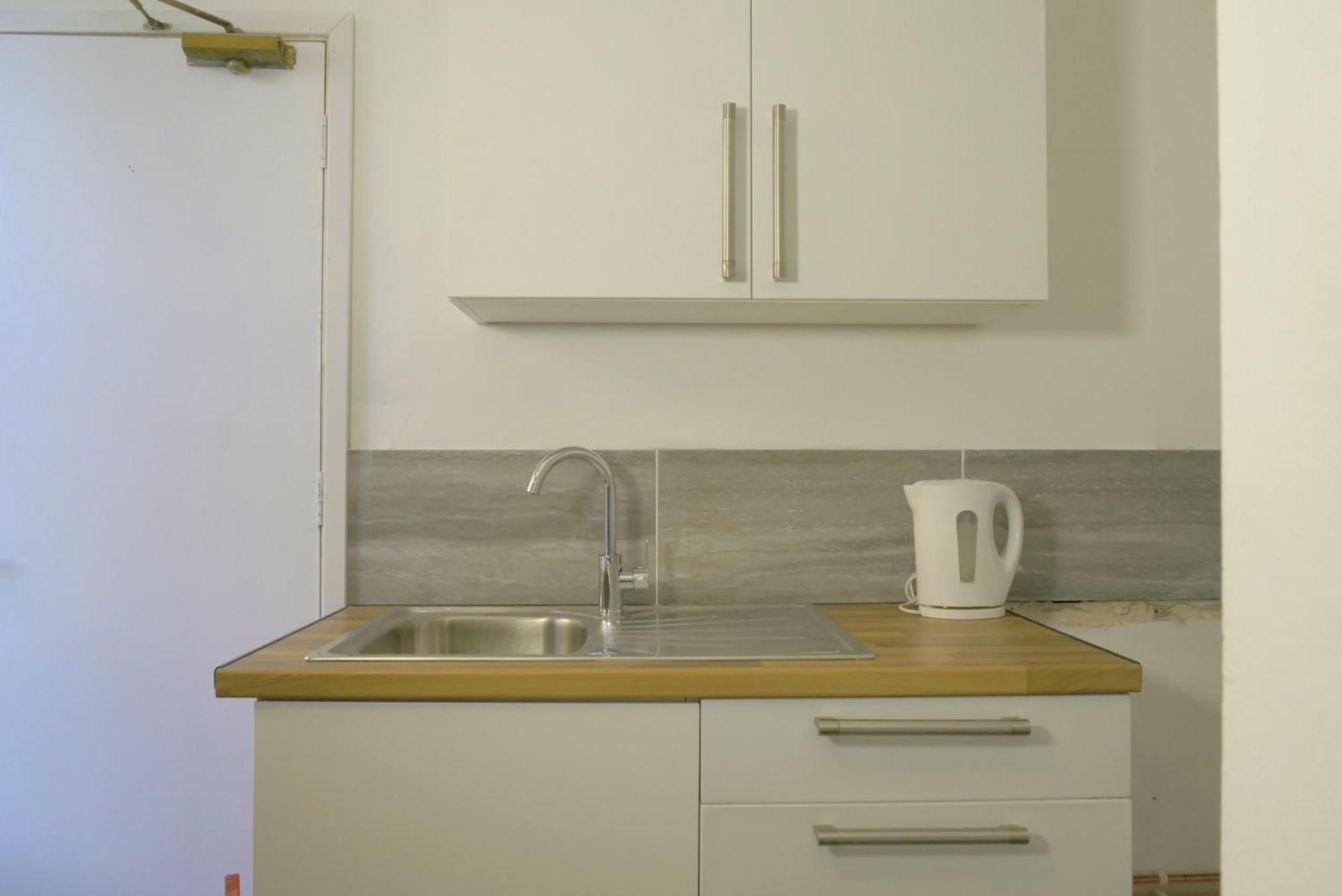 ليمينغتون Cosy & Modern 1 Bed Studio Apart-Hotel المظهر الخارجي الصورة